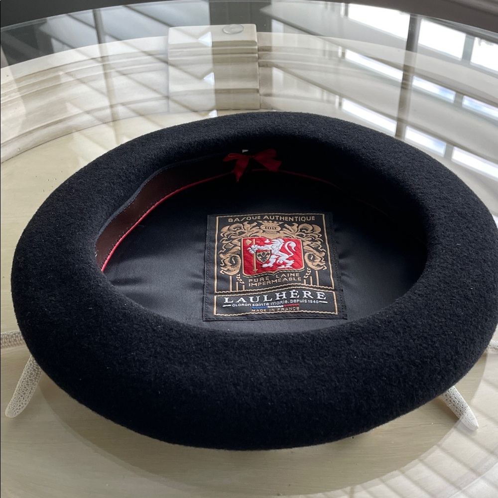 LAULHERE French beret black wool.  Great condition, never worn. - Picture 4 of 10